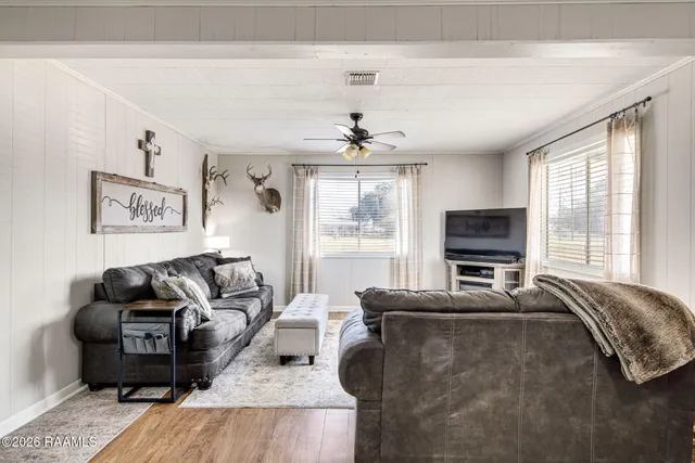 $164,000 | 4305 Vida Shaw Road, New Iberia, LA 70563