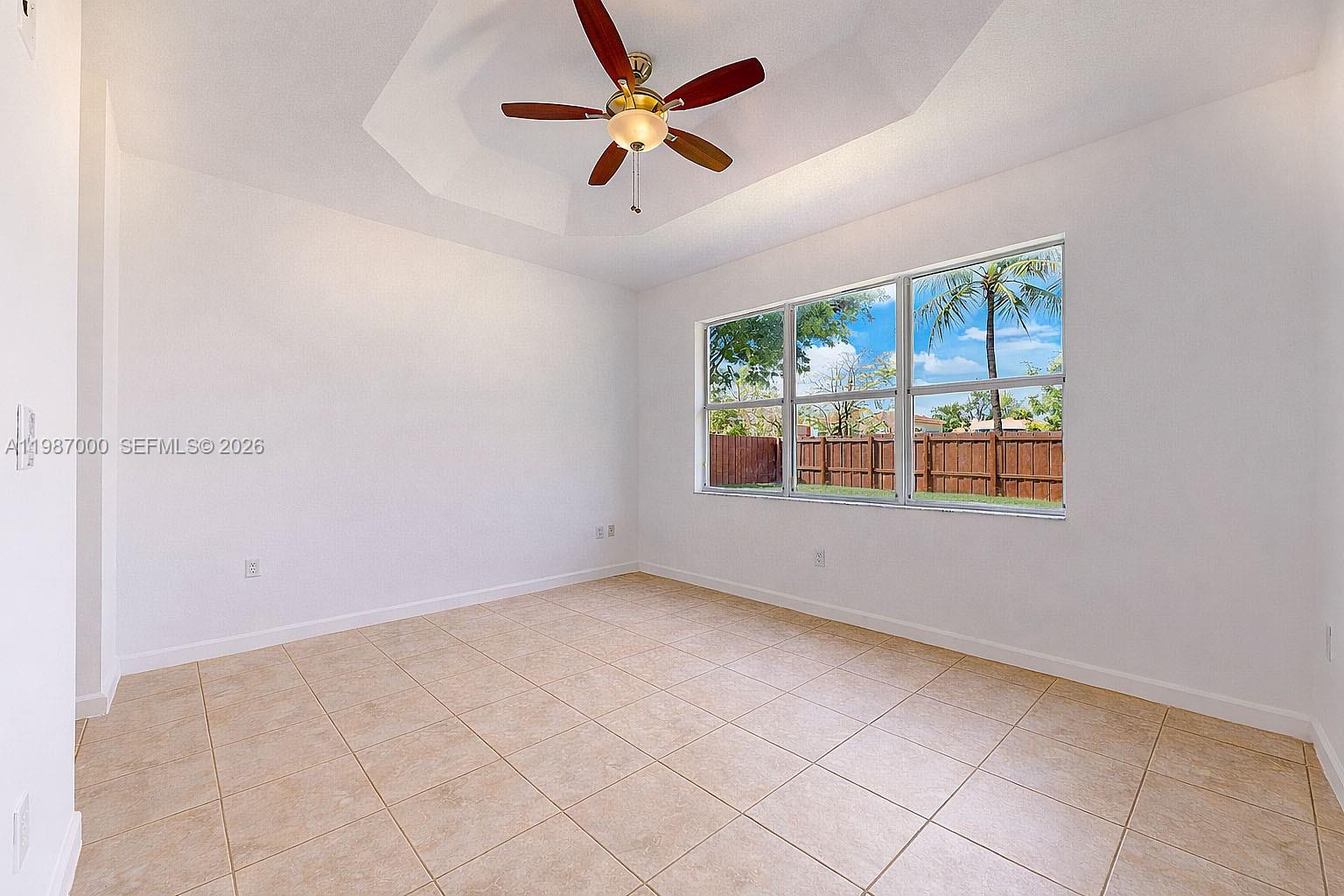 2014 Northeast 38th Road, Unit 2014 Homestead, FL 33033 - Photo 14 of 37