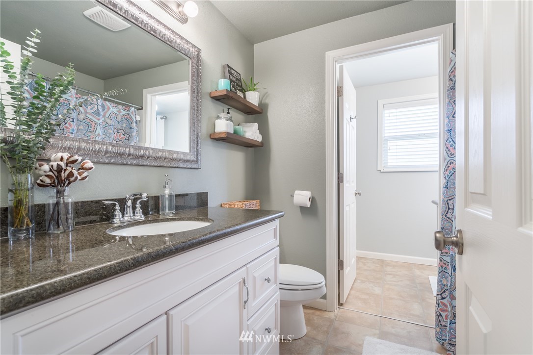 15307 110th Place Northeast Bothell, WA 98011 - Photo 13 of 25 Gallery Image 13
