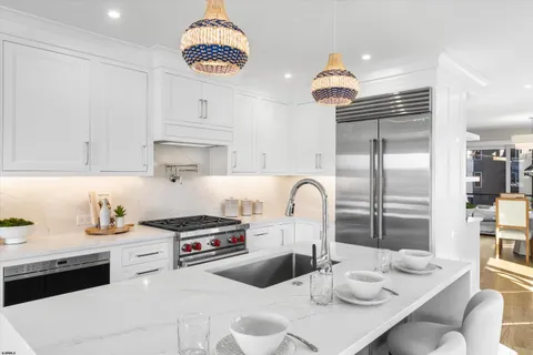 $3,950,000 | 233 West 17th Street, Ocean City, NJ 08226