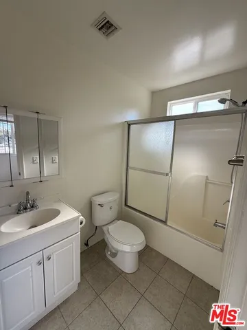 $2,450 | 356 South St Andrews Place, Los Angeles, CA 90020