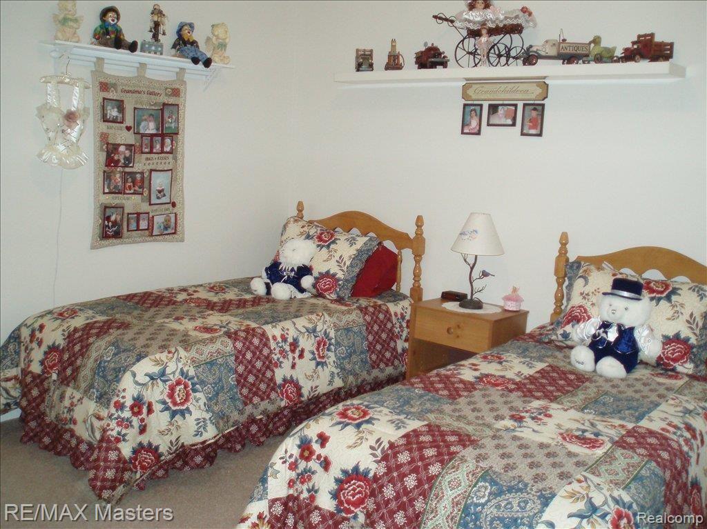 27224 Crawford Road Romulus, MI 48174 - Photo 9 of 13 037