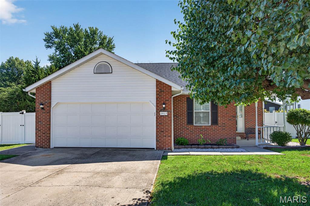 2917 Periwinkle Court Highland, IL 62249 - Photo 1 of 47