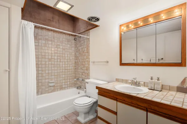 $7,900 | 980 King Street, Unit 1, Aspen, CO 81611