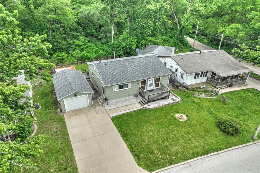 140 Phillips Drive Decatur, IL 62521 - Photo 3 of 31