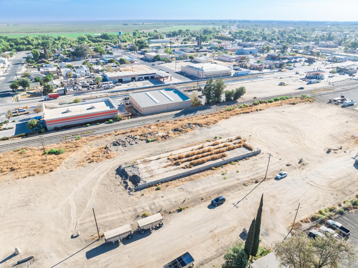1047 M Street Firebaugh, CA 93622 - Photo 6 of 14