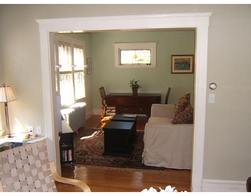 35 Hawthorn Road Milton, MA 02186 - Photo 5 of 12 Gallery Image 5