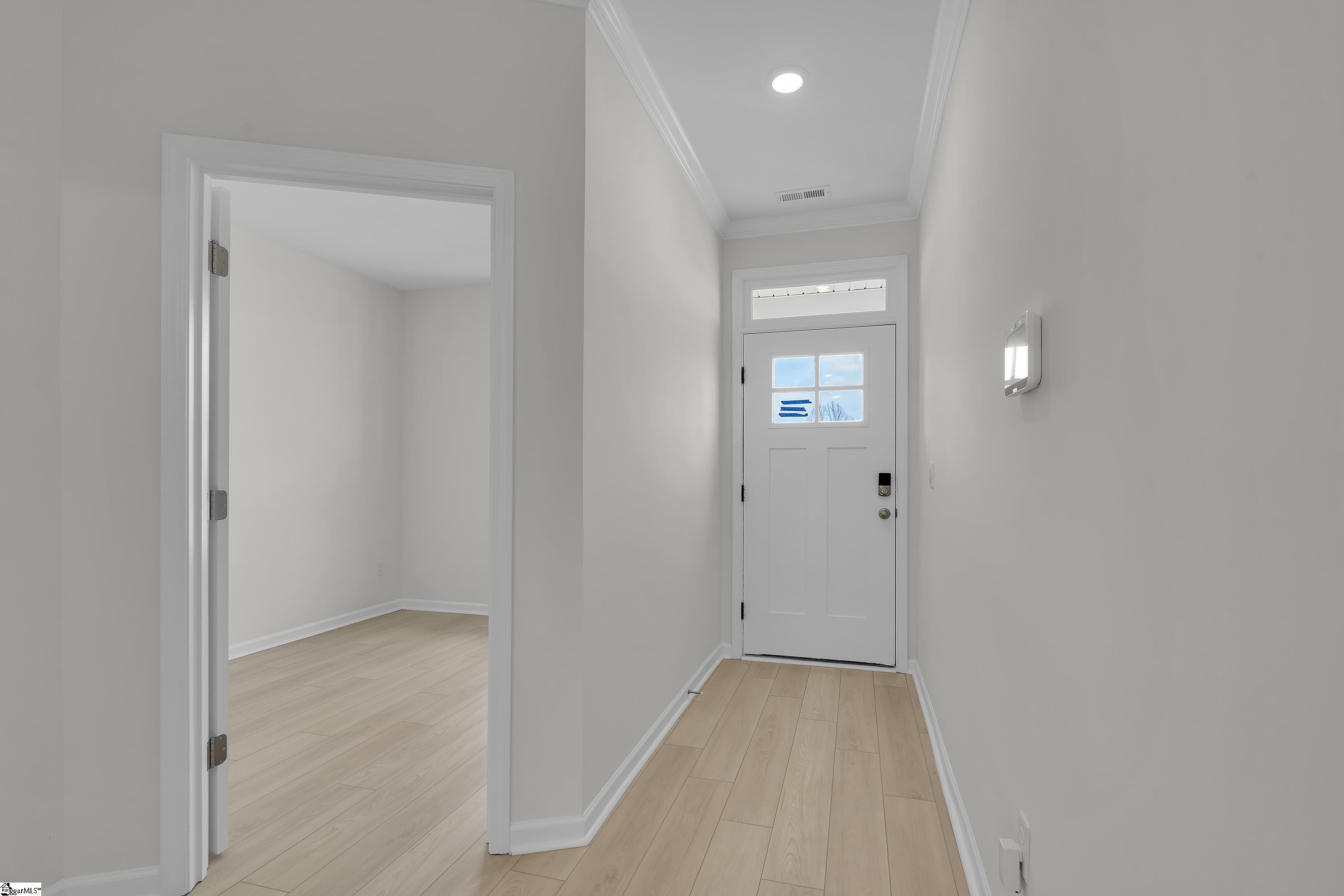 168 Hunter Ridge Drive Boiling Springs, SC 29316 - Photo 2 of 25 Gallery Image 2