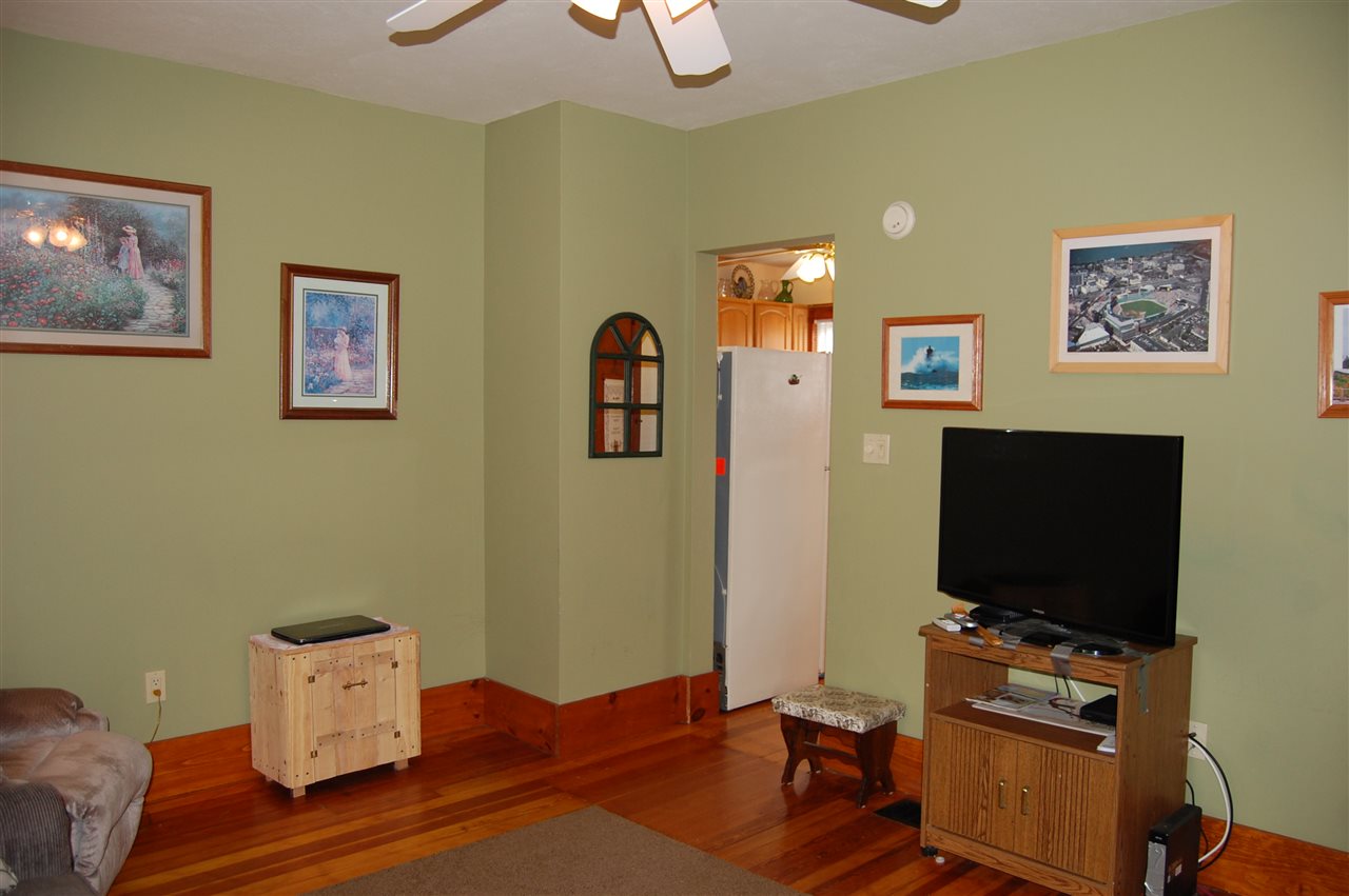 205 Mast Road Manchester, NH 03102 - Photo 18 of 30