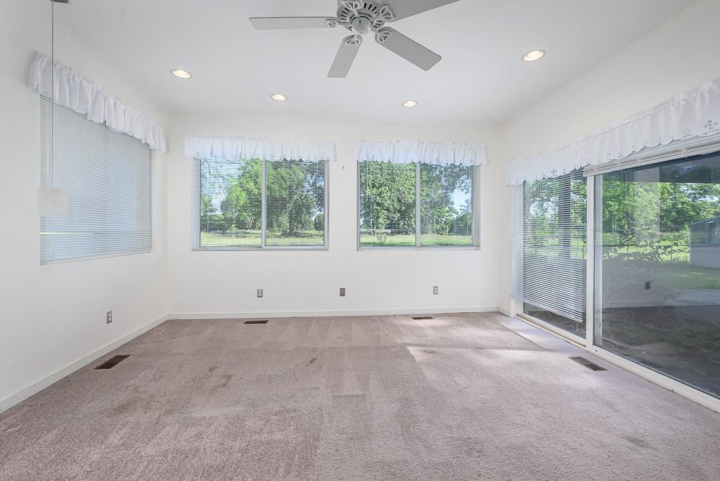 139 Woodland Road Lansing, KS 66043 - Photo 10 of 26