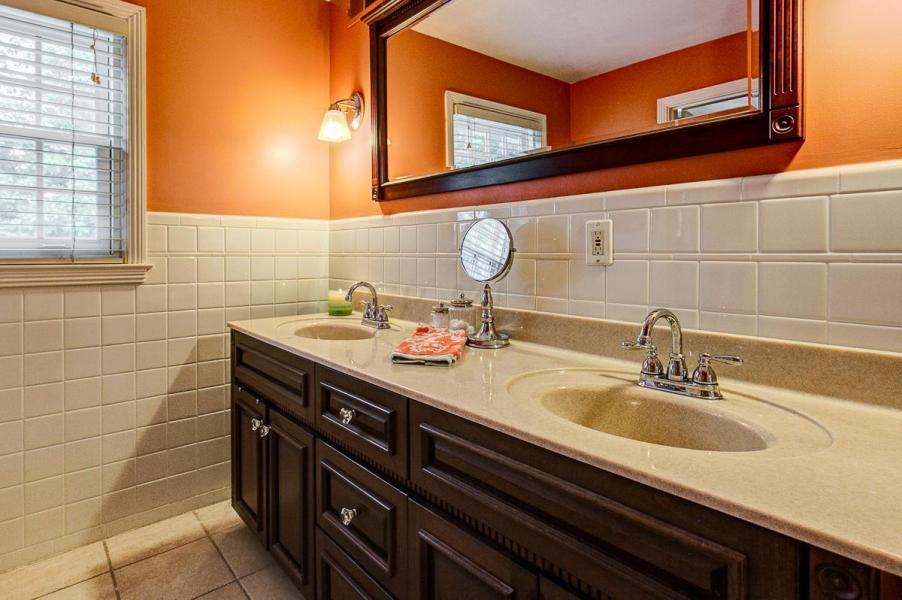 2146 Elgin Road Columbus, OH 43221 - Photo 20 of 30
