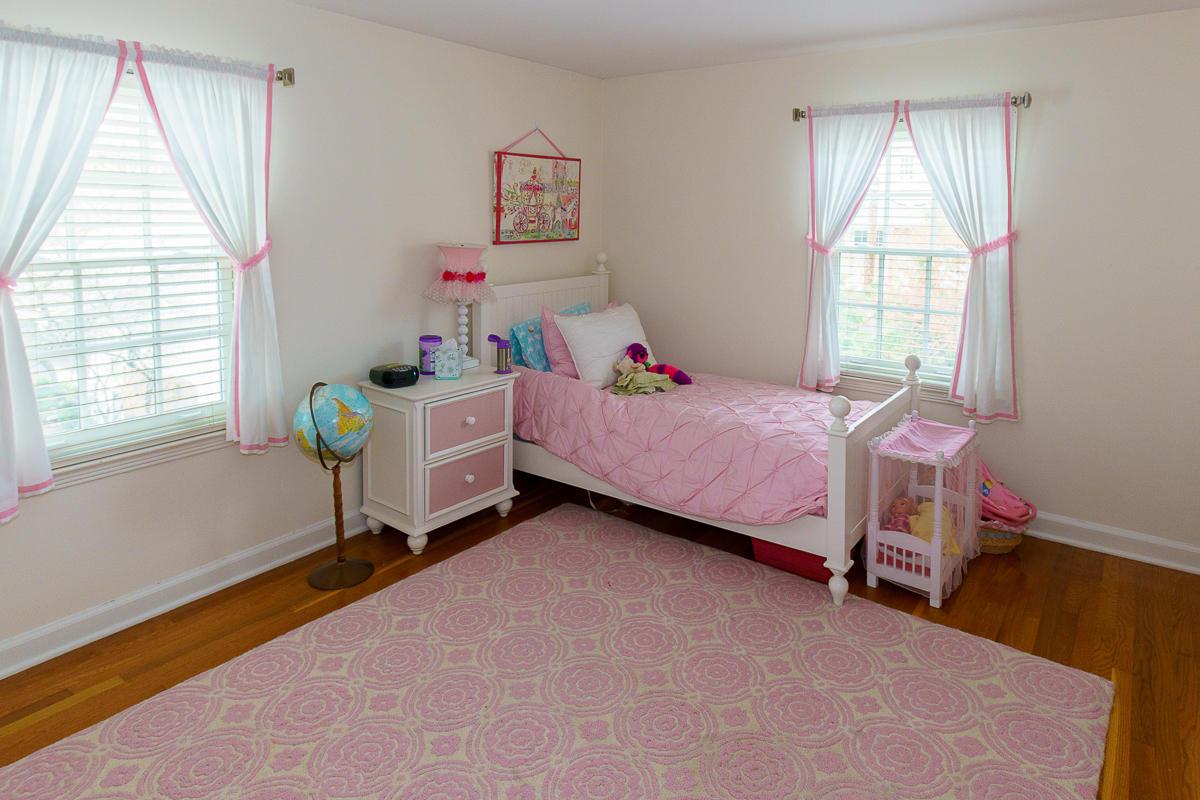 2146 Elgin Road Columbus, OH 43221 - Photo 25 of 30