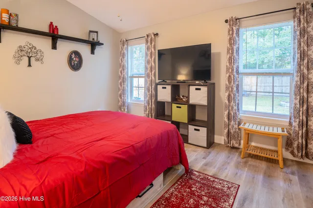 $2,800 | 819 Brewster Lane, Wilmington, NC 28412