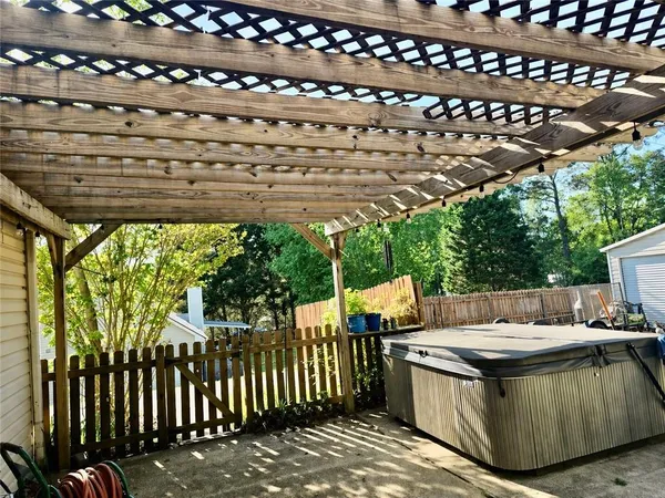 $450,000 | 543 Saddle Ridge Drive, Bethlehem, GA 30620