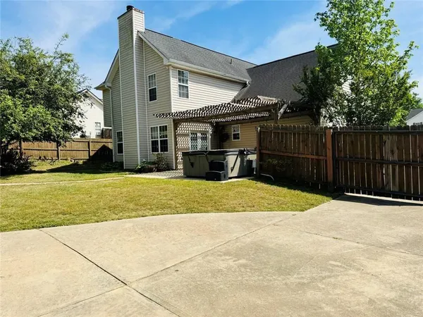 $450,000 | 543 Saddle Ridge Drive, Bethlehem, GA 30620