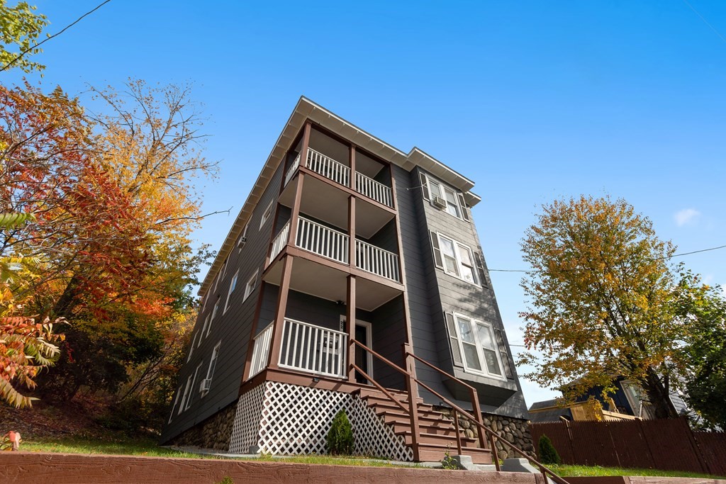 22 Fraternal Avenue Worcester, MA 01606 - Photo 2 of 37