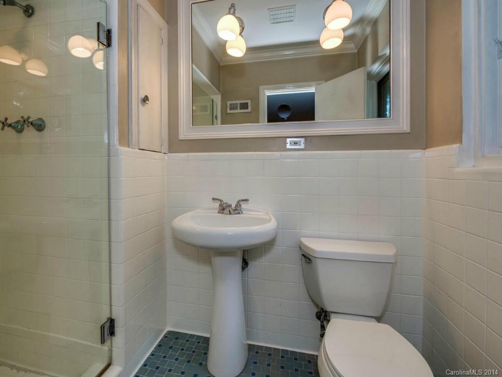 4115 Chelmsford Road Charlotte, NC 28211 - Photo 14 of 23 Gallery Image 14