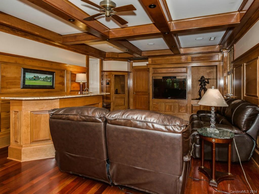 4115 Chelmsford Road Charlotte, NC 28211 - Photo 18 of 23 Gallery Image 18
