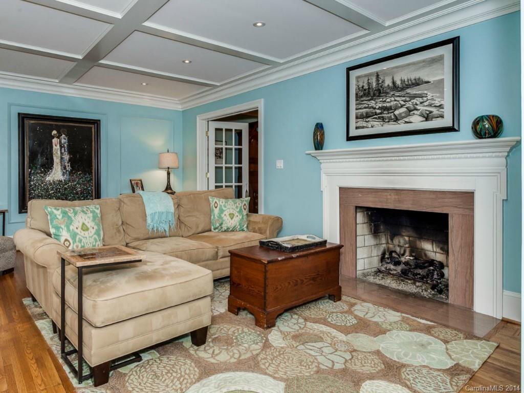 4115 Chelmsford Road Charlotte, NC 28211 - Photo 4 of 23 Gallery Image 4