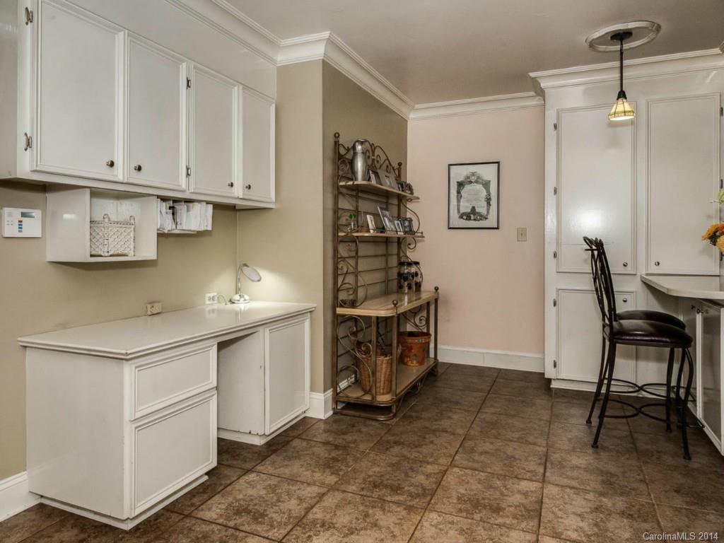 4115 Chelmsford Road Charlotte, NC 28211 - Photo 8 of 23 Gallery Image 8