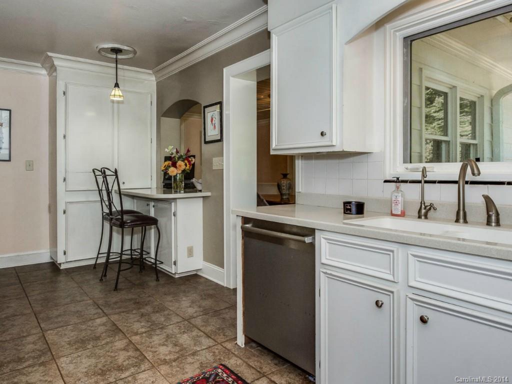 4115 Chelmsford Road Charlotte, NC 28211 - Photo 9 of 23 Gallery Image 9