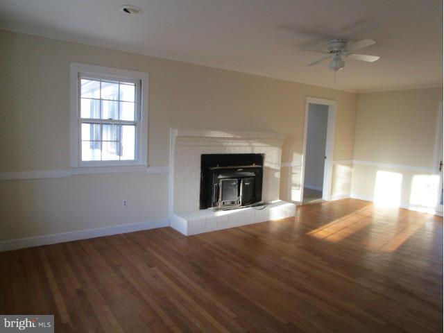 4024 Hanson Road White Plains, MD 20695 - Photo 11 of 30 Family Room