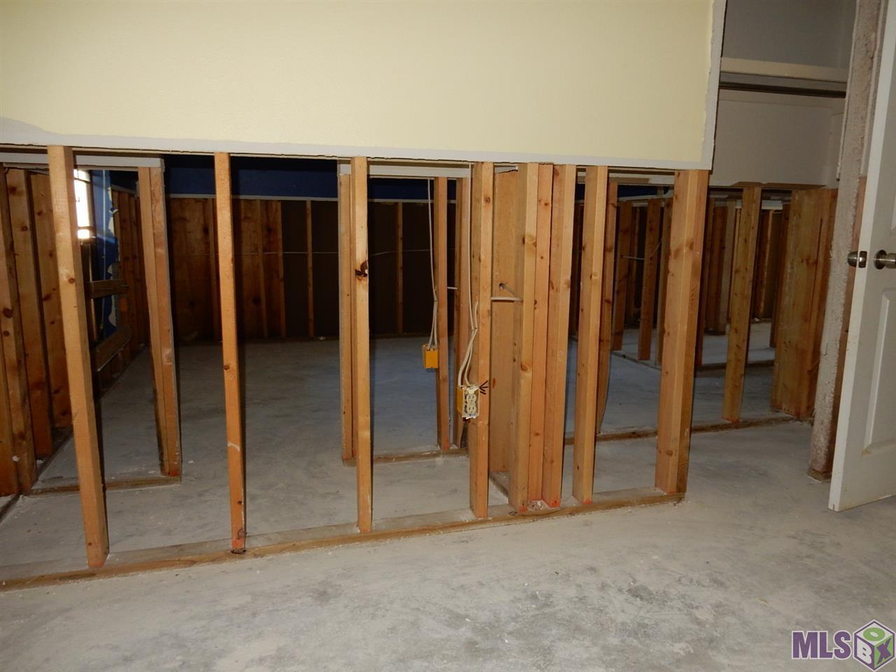 11431 Brunswick Avenue Baton Rouge, LA 70817 - Photo 7 of 9 Gallery Image 7