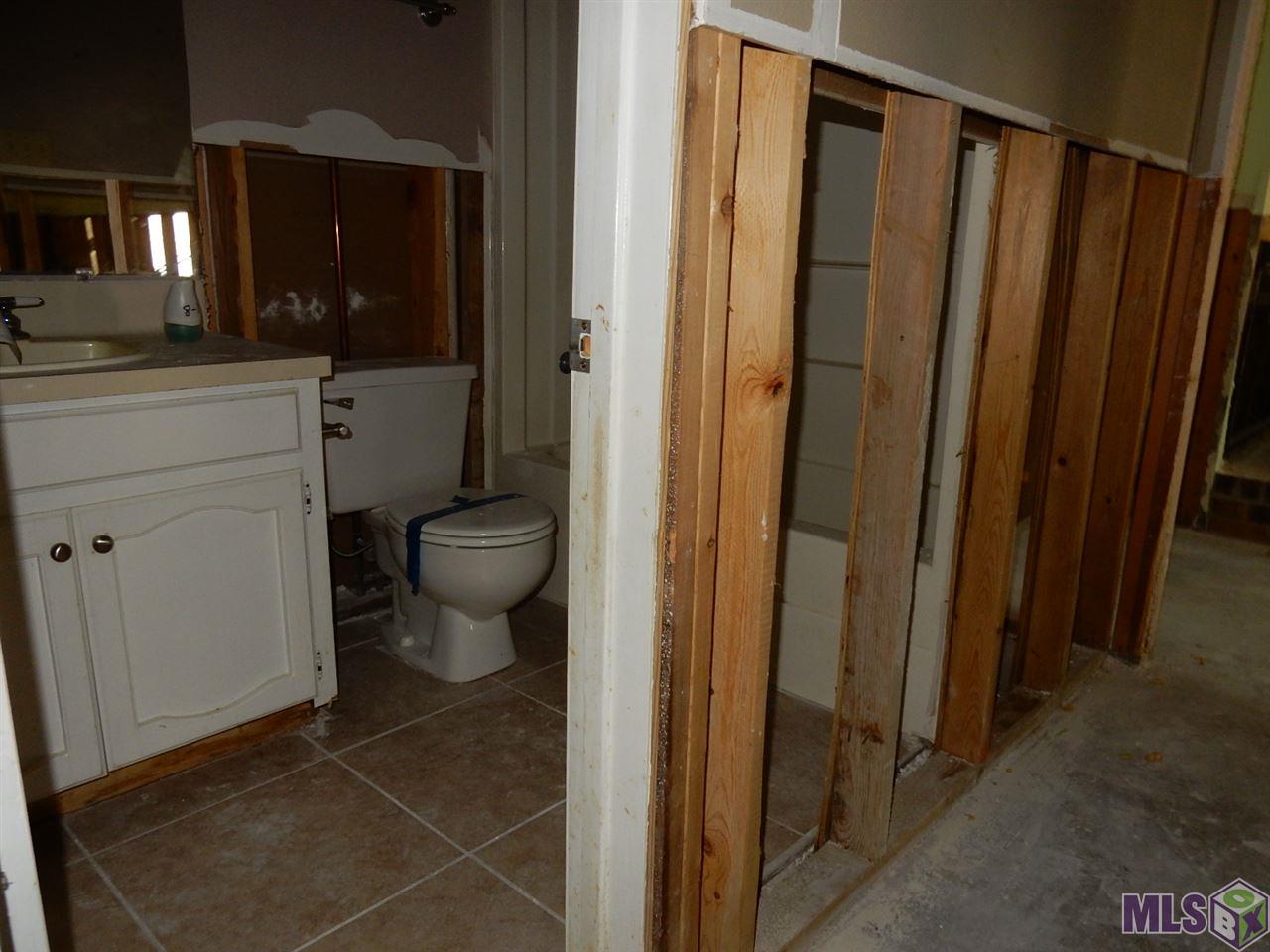 11431 Brunswick Avenue Baton Rouge, LA 70817 - Photo 8 of 9 Gallery Image 8