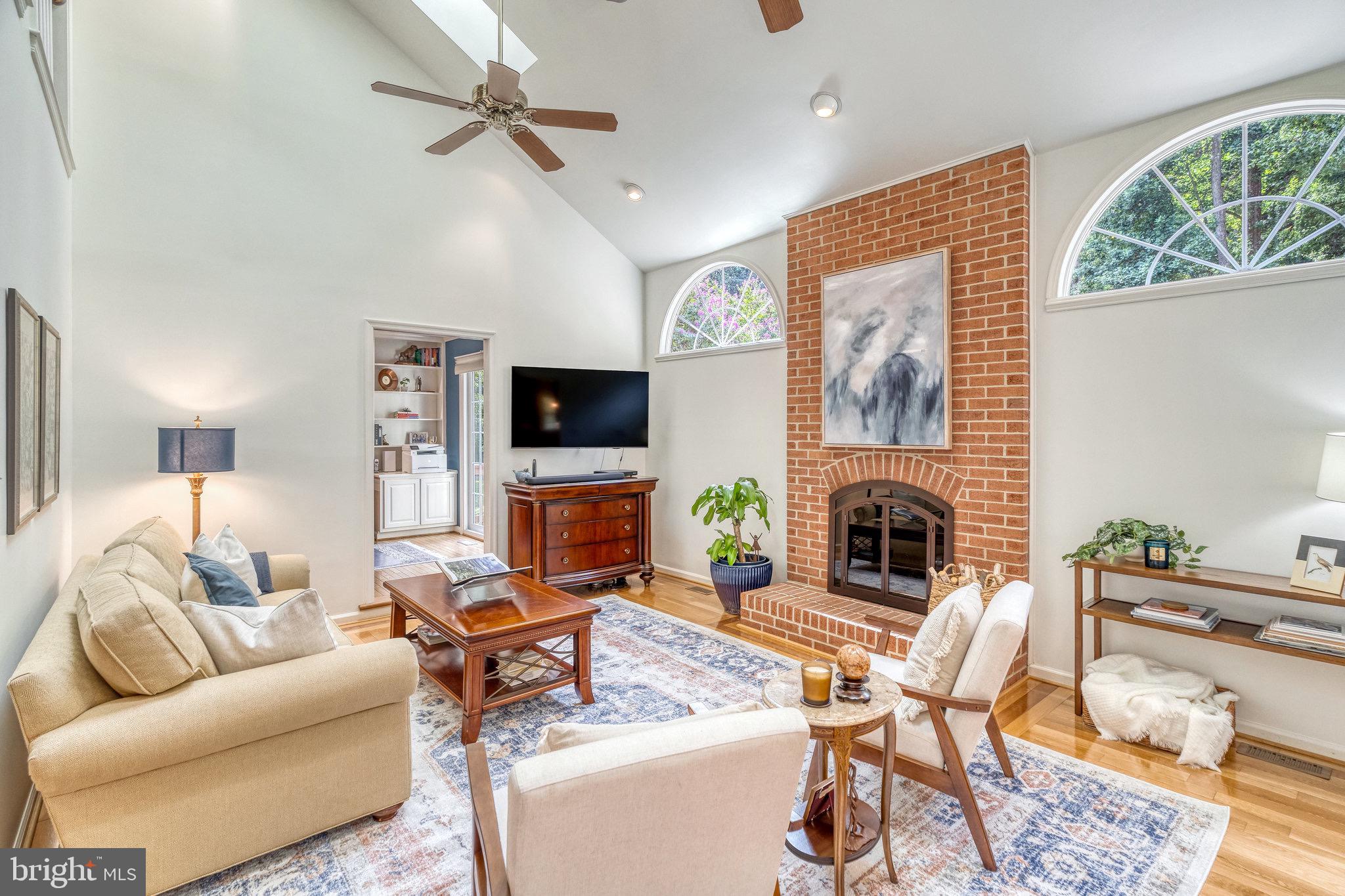 10659 Oakton Ridge Court Oakton, VA 22124 - Photo 12 of 55