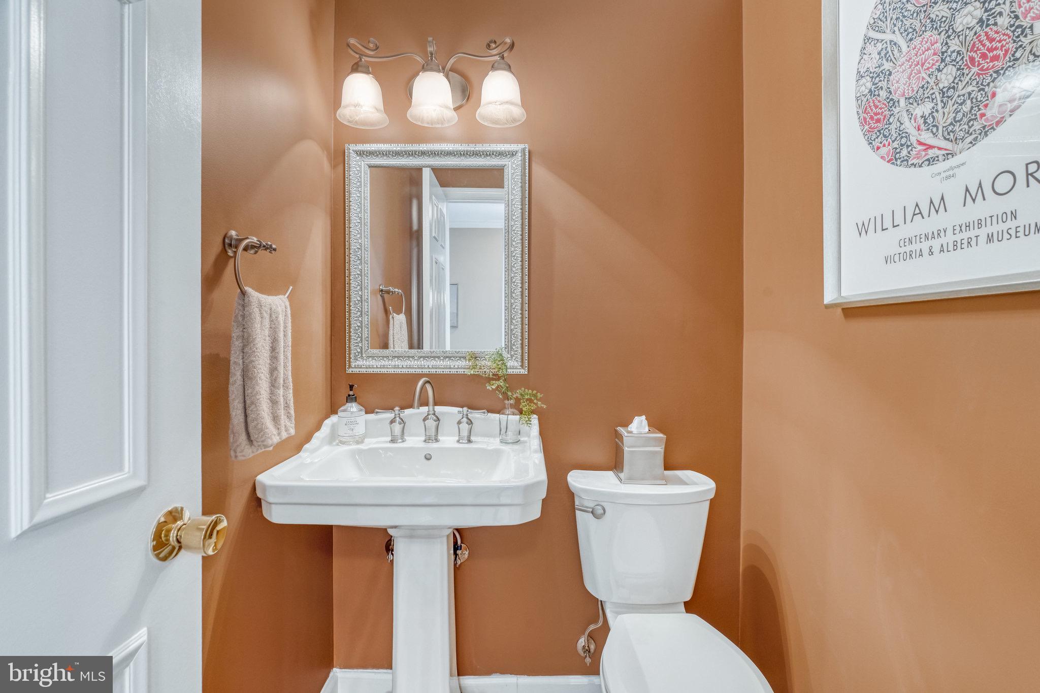 10659 Oakton Ridge Court Oakton, VA 22124 - Photo 20 of 55