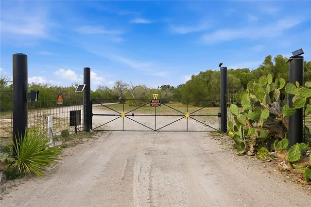 $395,000 | 2309 Farm To Market 534, Mathis, TX 78368