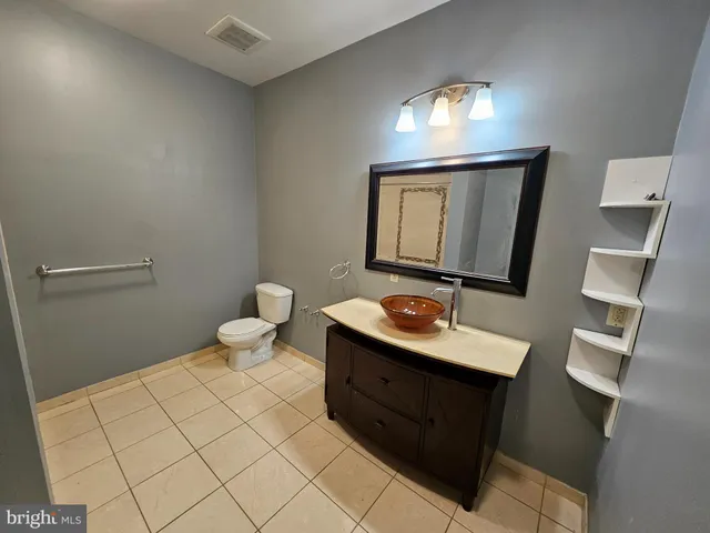 $1,600 | 700 New Street, Unit 304, Camden, NJ 08103