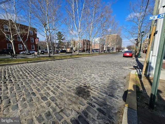 $1,600 | 700 New Street, Unit 304, Camden, NJ 08103