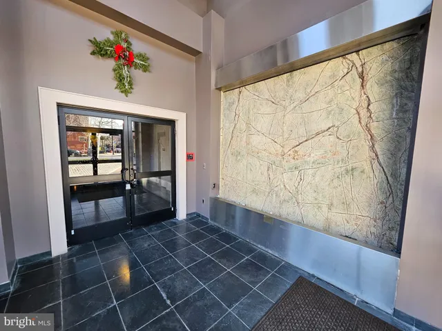 $1,600 | 700 New Street, Unit 304, Camden, NJ 08103