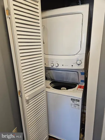 $1,600 | 700 New Street, Unit 304, Camden, NJ 08103