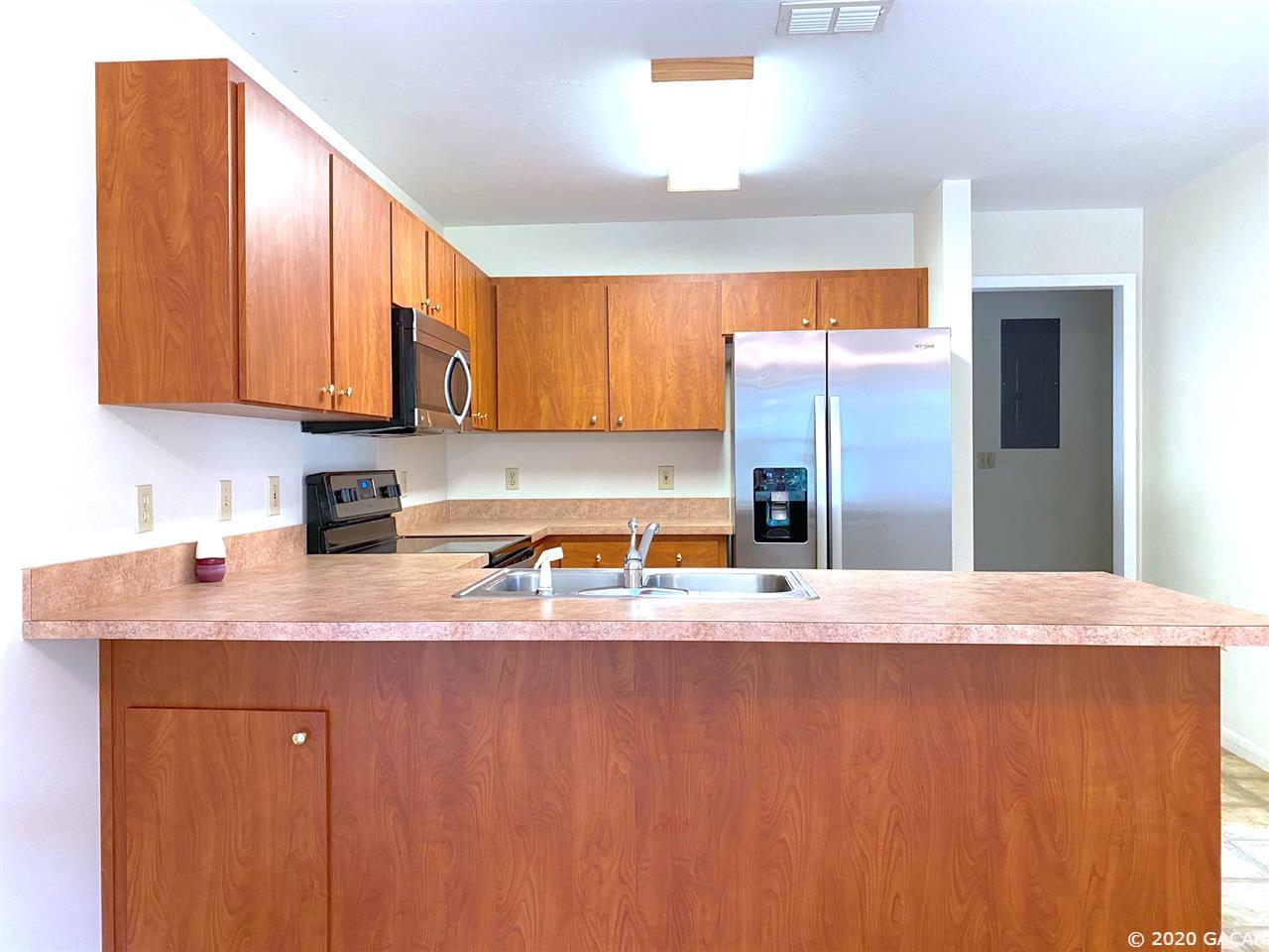 724 Regency Court Bronson, FL 32621 - Photo 5 of 11