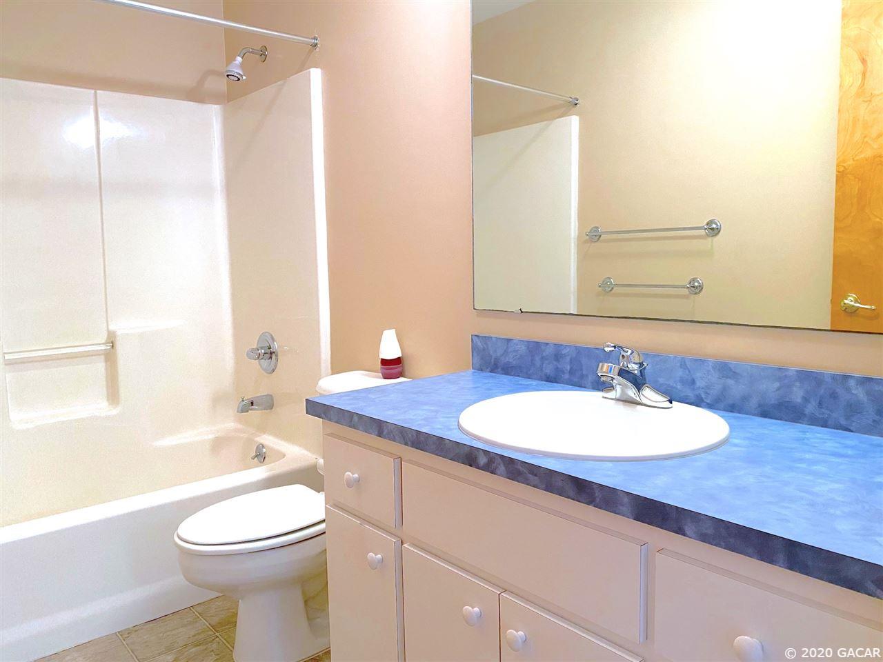 724 Regency Court Bronson, FL 32621 - Photo 10 of 11