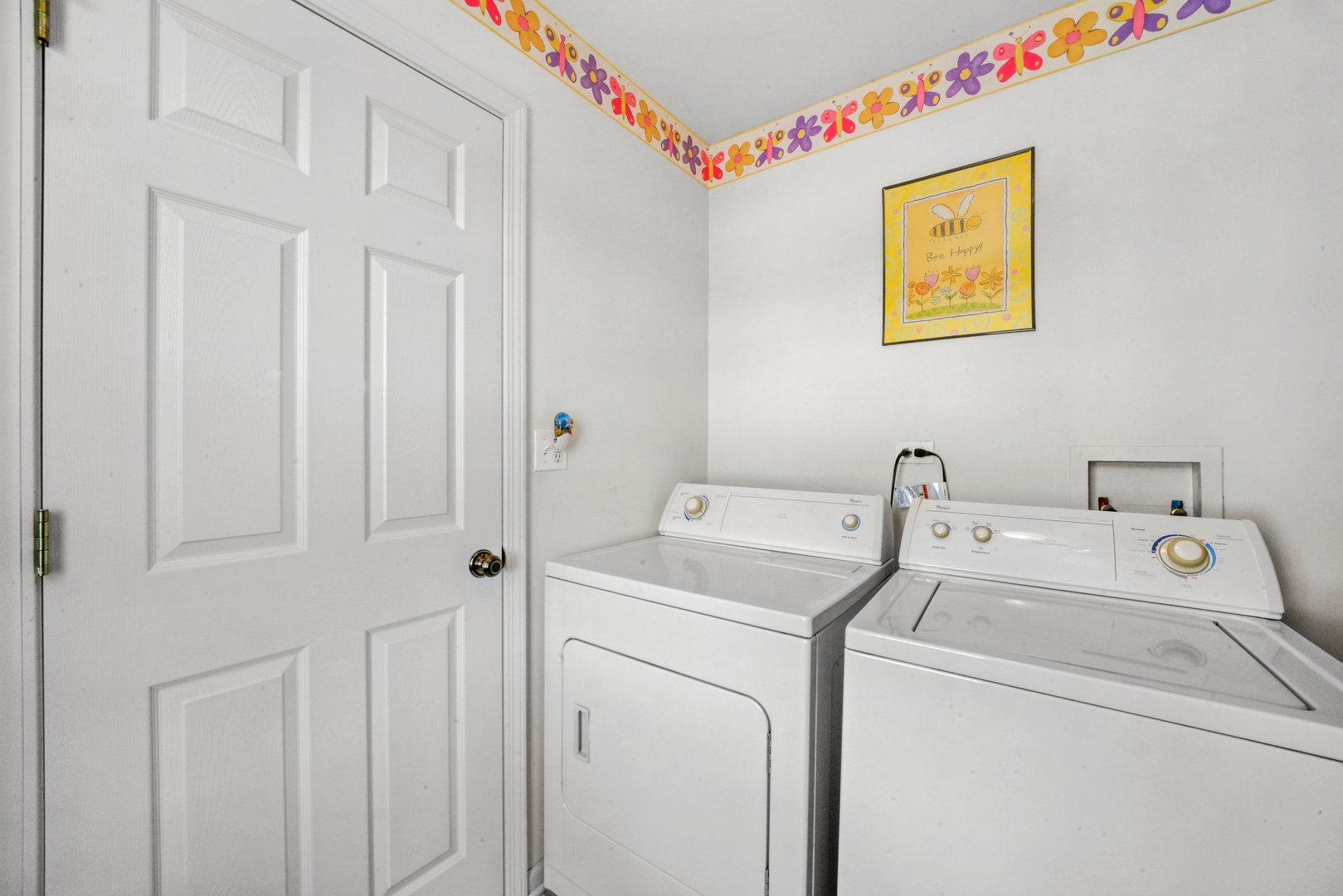2406 Sheehan Drive Naperville, IL 60564 - Photo 14 of 17 a utility room with dryer and washer