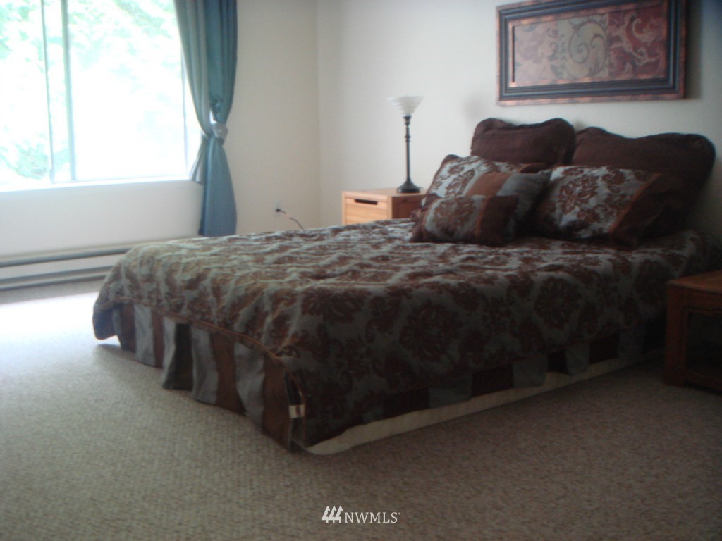 17514 151st Avenue Southeast, Unit 118 Renton, WA 98058 - Photo 14 of 20
