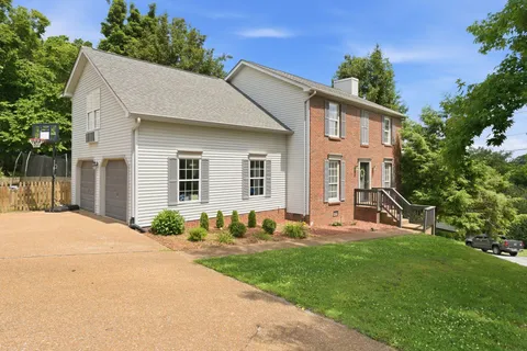 $439,900 | 1716 Champions Drive, Nashville, TN 37211