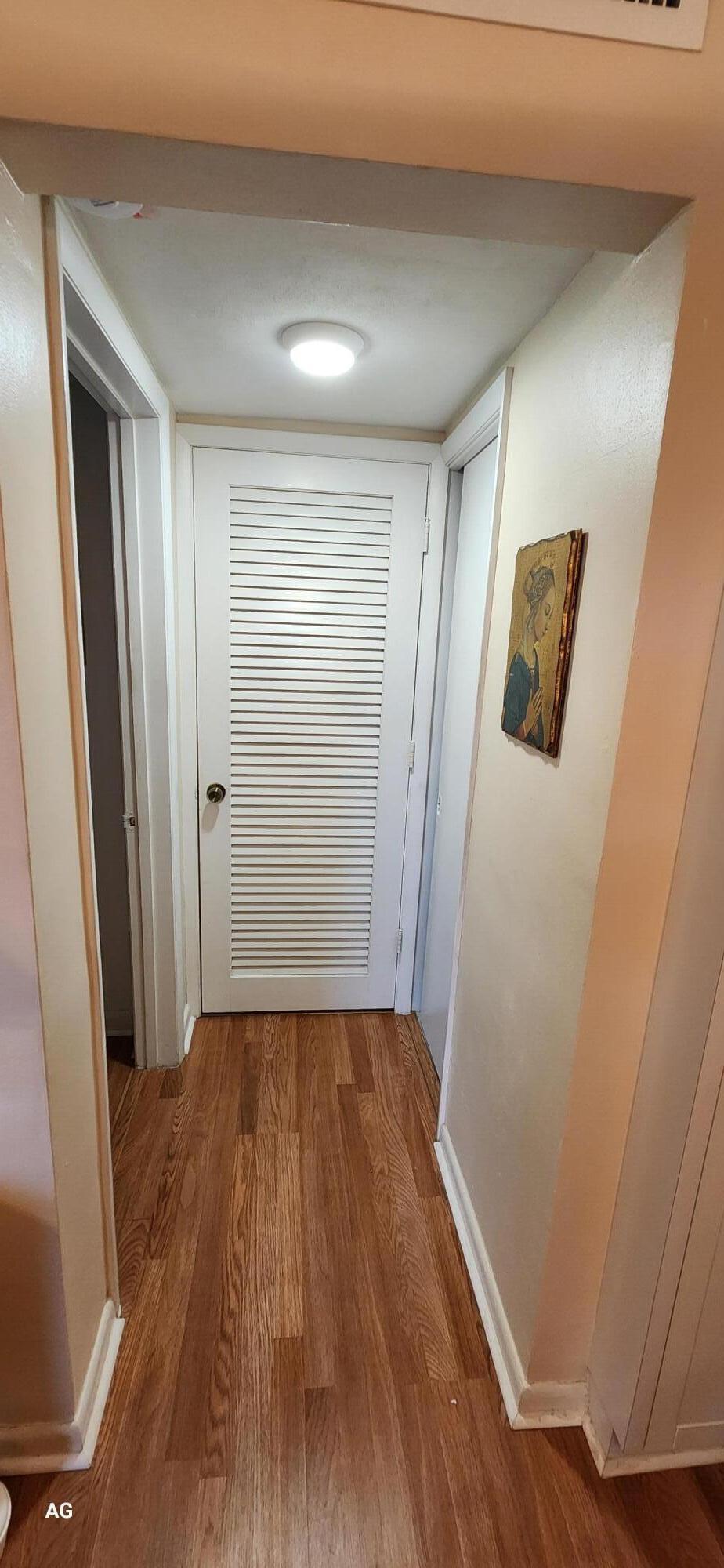 15 Southeast 13th Street, Unit D3 Boca Raton, FL 33432 - Photo 31 of 36 hallway