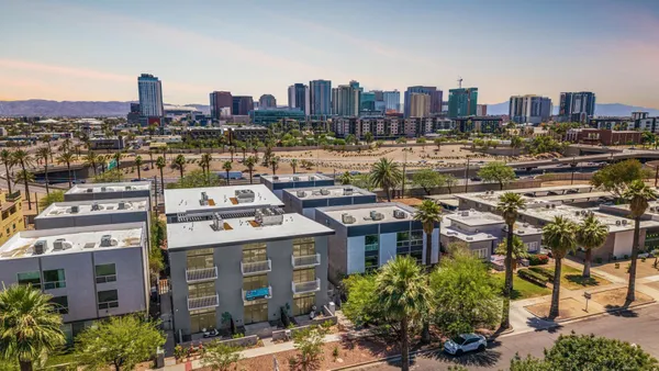 $1,899 | 531 East Willetta Street, Unit 202, Phoenix, AZ 85004
