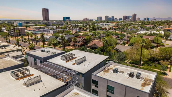 $1,899 | 531 East Willetta Street, Unit 202, Phoenix, AZ 85004