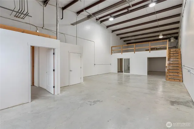 a view of a storage & utility room