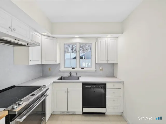 $529,900 | 34 Wilshire Road, Unit 34, Madison, CT 06443