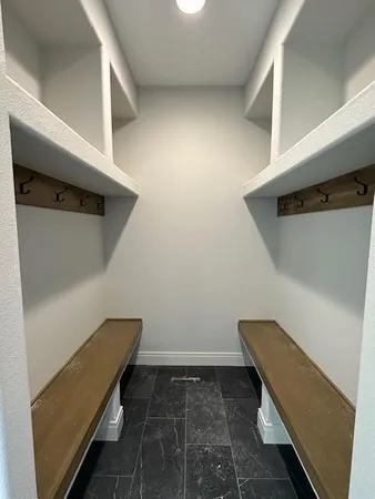 $769,990 | 1344 Mohican Trail, Waukesha, WI 53189