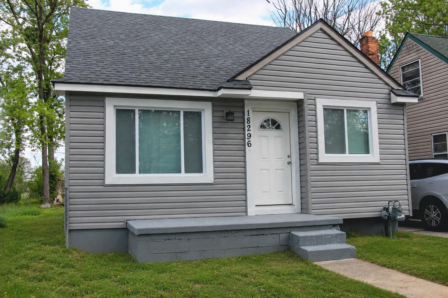 18296 Evergreen Road Detroit, MI 48219 - Photo 1 of 21 Front picture - 18296 Evergreen
