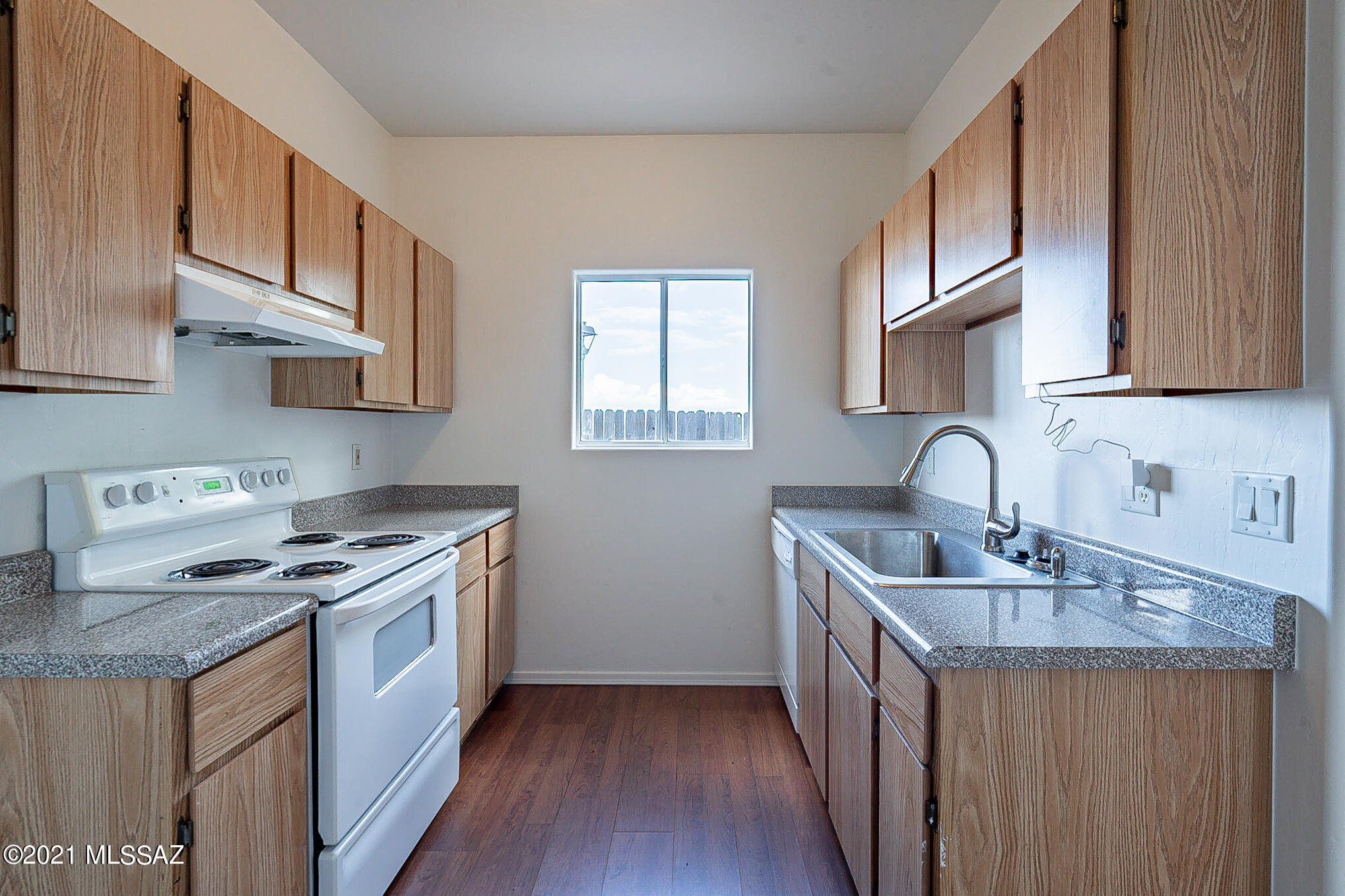 3528 South Mission Road, Unit 1 Tucson, AZ 85713 - Photo 8 of 27