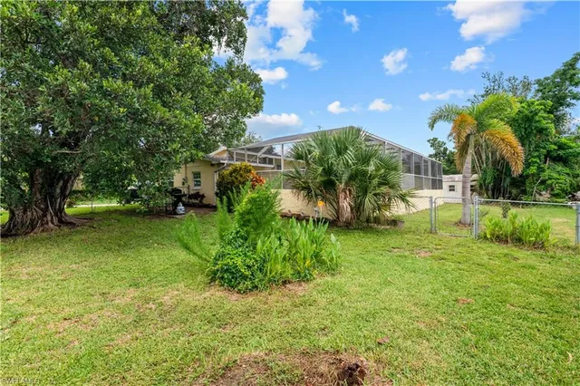 $340,000 | 2205 Dixie Avenue, Punta Gorda, FL 33950