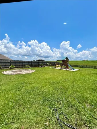 $2,650 | 482 Oak Haven Court, Slidell, LA 70461